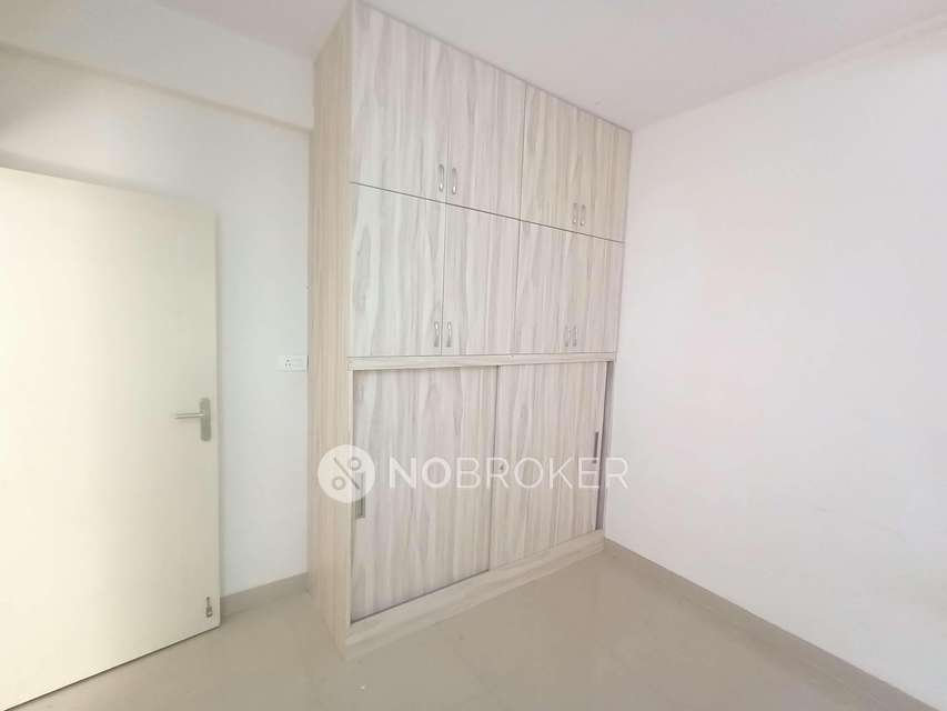 2 BHK Flat In Mana Candela Apartment  For Sale  In Kodathi