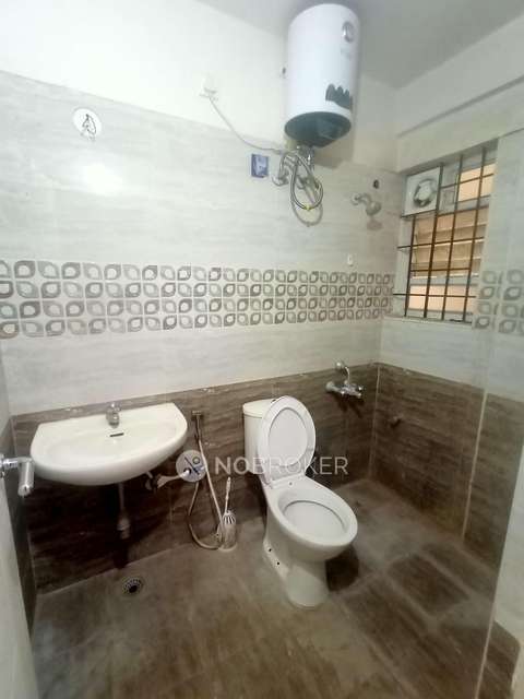 2 BHK Flat In Mana Candela Apartment  For Sale  In Kodathi