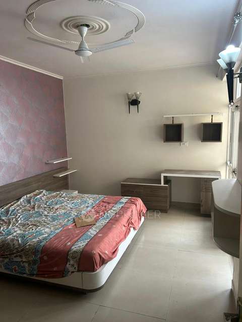 2 BHK Flat In Divine Meadows For Sale  In Sector 108, Noida