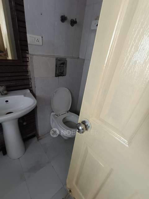 2 BHK Flat In Divine Meadows For Sale  In Sector 108, Noida