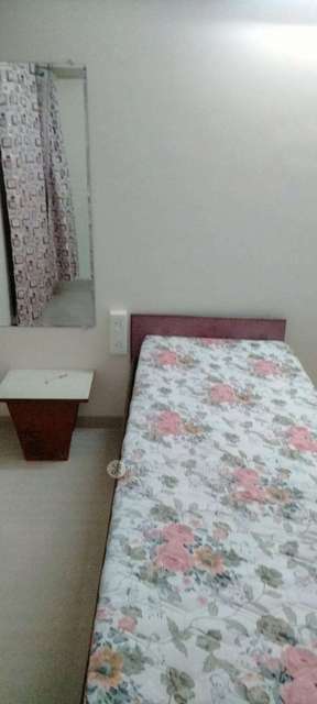 2 BHK Flat In Clover Acropolis Housing Society for Rent  In Viman Nagar