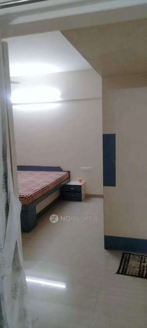 2 BHK Flat In Clover Acropolis Housing Society for Rent  In Viman Nagar