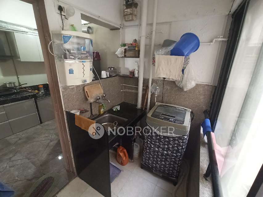 Single Room for Female In 3 BHK  In Manav Silver Skyscapes In Wakad