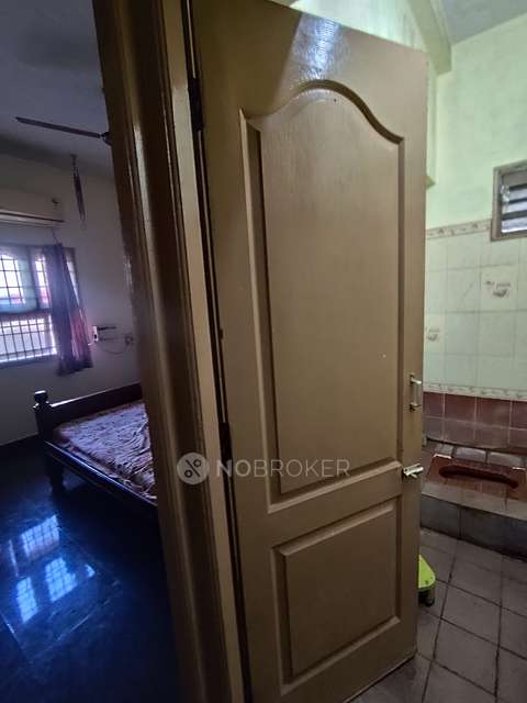 2 BHK Flat In Sri Varshini Flats For Sale  In Medavakkam