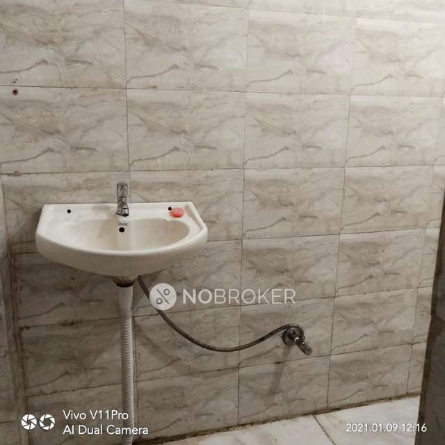 2 BHK Flat In Dda Lig Flats  For Sale  In Indirapuram