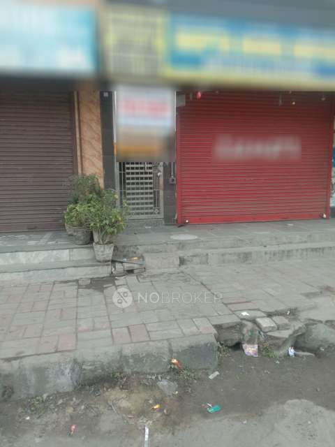 Commercial Property in Rohini, Delhi for Rent 