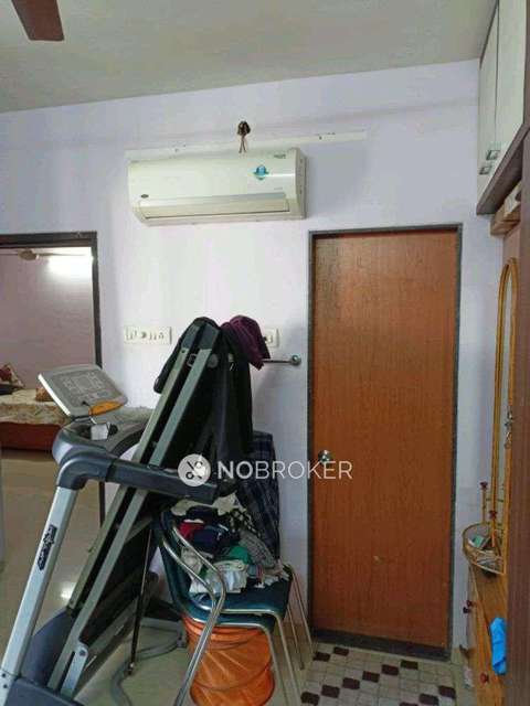 2 BHK Flat In Ishwar Iris For Sale  In Sector 36