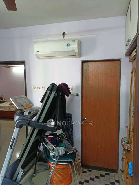 2 BHK Flat In Ishwar Iris For Sale  In Sector 36