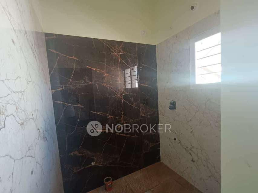 4+ BHK House For Sale  In Andrahalli