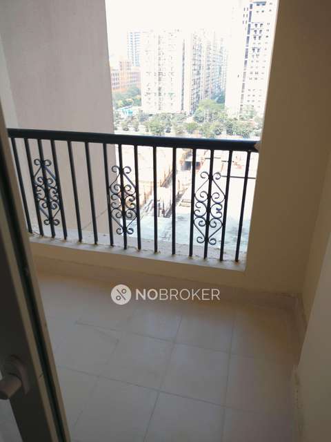 2 BHK Flat In Amarpali Silicon City For Sale  In Sector 76