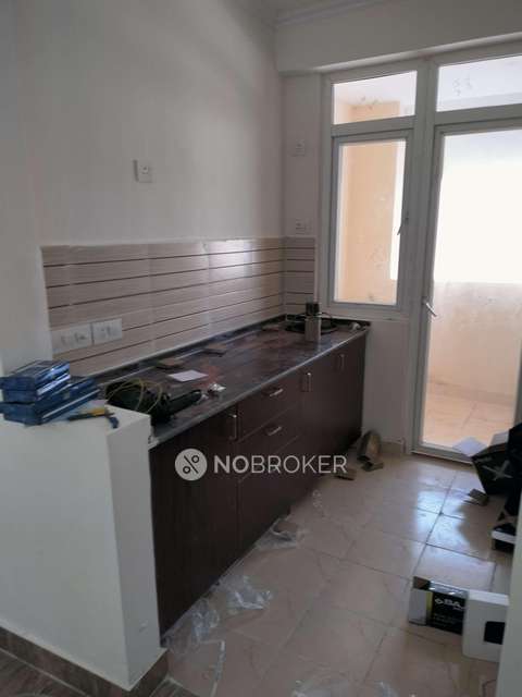 2 BHK Flat In Amarpali Silicon City For Sale  In Sector 76