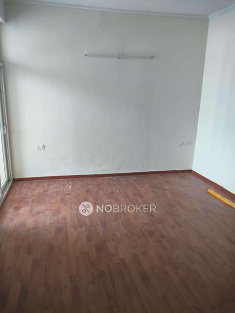 2 BHK Flat In Amarpali Silicon City For Sale  In Sector 76