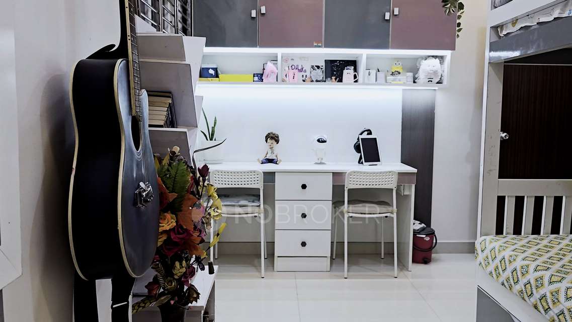 2 BHK Flat In Gayatri Residency For Sale  In Borabanda