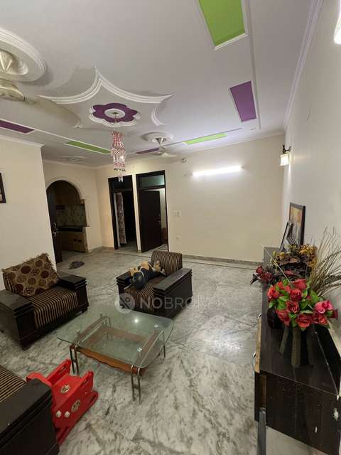 2 BHK Flat In Standalone Building  for Rent  In Sector 37