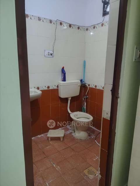 3 BHK Flat In Guru Shanthi Foundation  For Sale  In Manapakkam