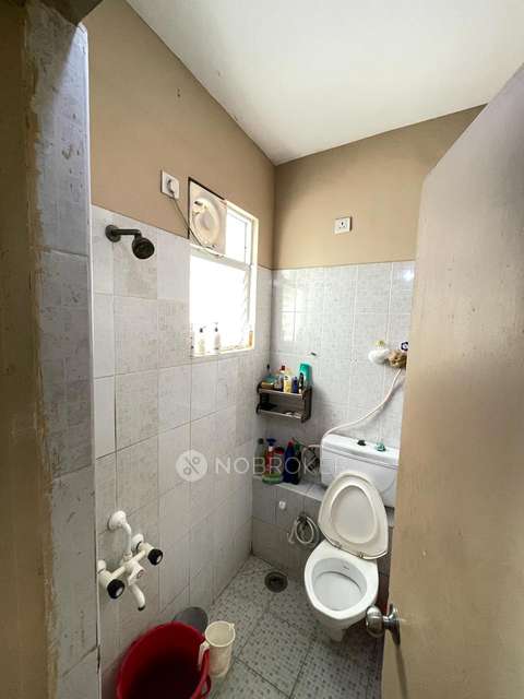 2 BHK Flat In Prince Village Phase 1 For Sale  In  Tondiarpet, Chennai