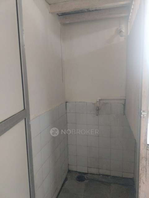 1 RK Flat For Sale  In Andheri West