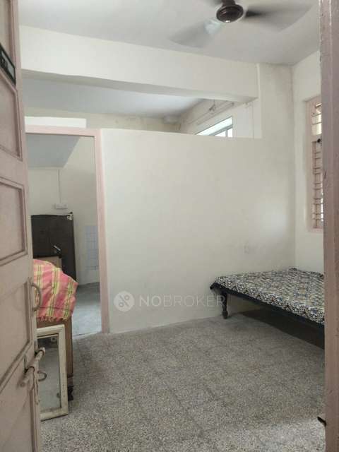 1 RK Flat For Sale  In Andheri West