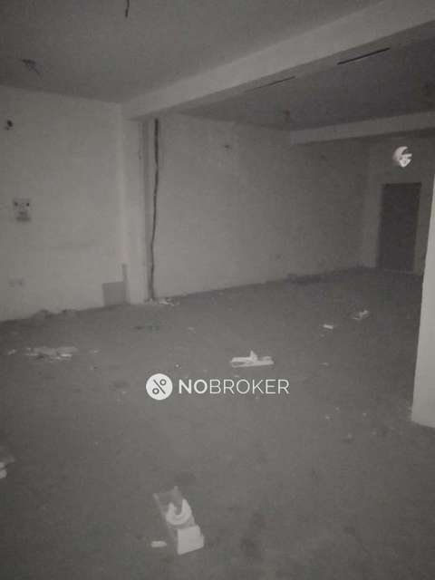 Showroom in Shahdara, Delhi for sale 