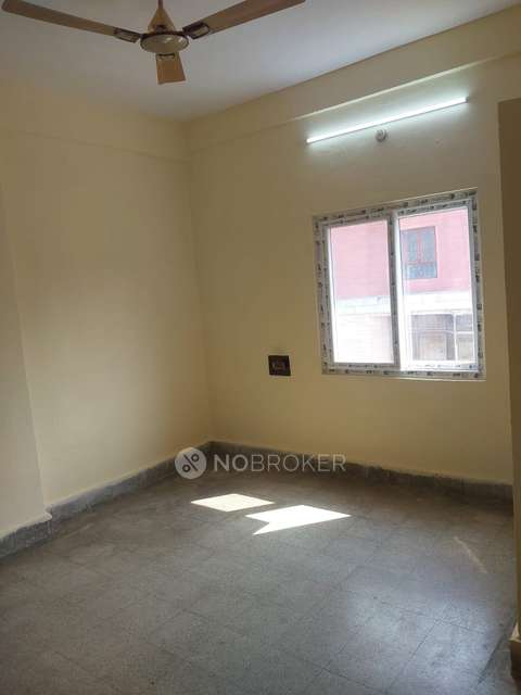 2 BHK Flat In Nanditha Towers, Kukatpally For Sale  In Kukatpally