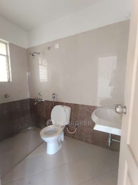 2 BHK Flat In Genesis For Sale  In Pimpri Chinchwad