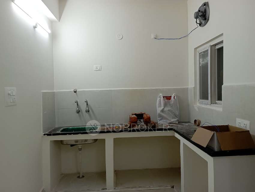 2 BHK Flat In Pearl Homes, Puppalaguda for Rent  In Narsingi