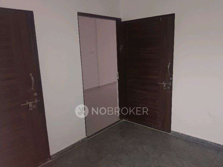 Shop in 9, Talegaon-chakan Rd, Talegaon Dabhade, Maharashtra 410507, India, Pune for Rent 
