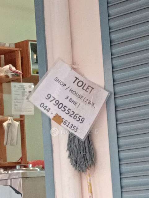 2 BHK Flat In Standalone Building  for Rent  In Kolathur