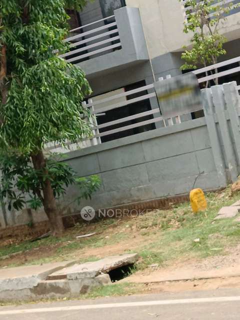 PG for Boys in Alpha I