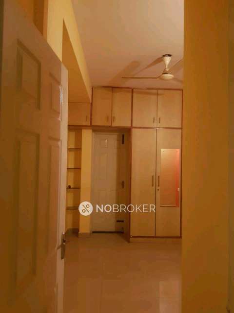 4+ BHK Flat In Sb For Sale  In  Basaveshwar Nagar
