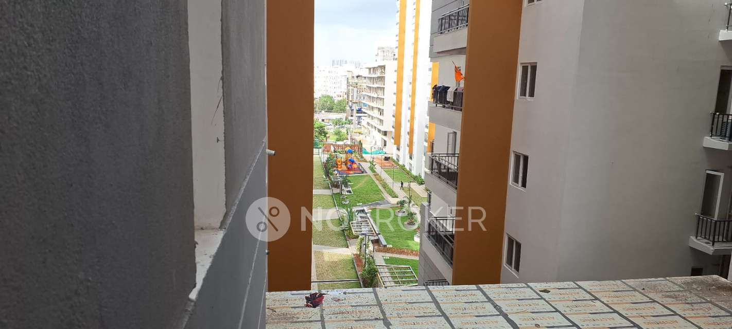 2 BHK Flat In Hallmark Skyrena For Sale  In Narsingi
