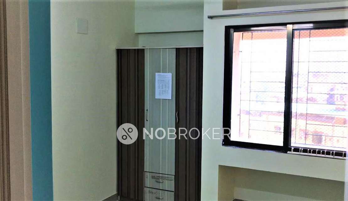 2 BHK Flat In Hubtown Greenwoods For Sale  In Thane West