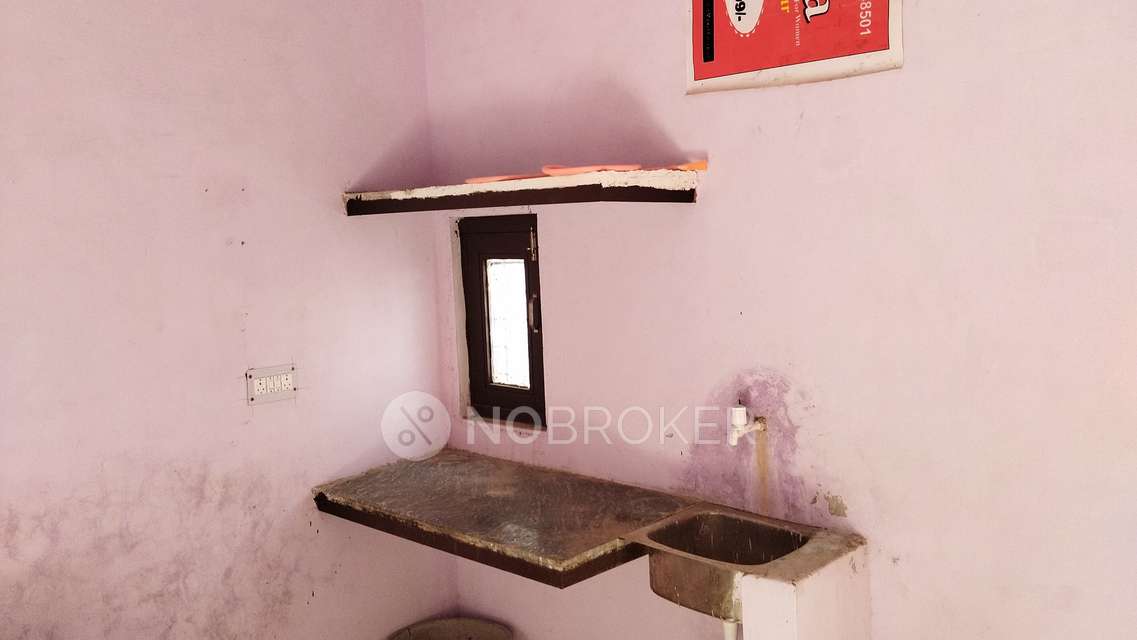 1 RK House for Rent  In Patwari Colony