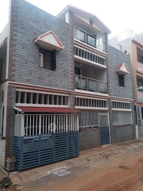 4+ BHK Flat For Sale  In Tunganagara
