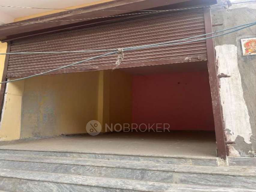 Shop in Narela, Delhi for sale 