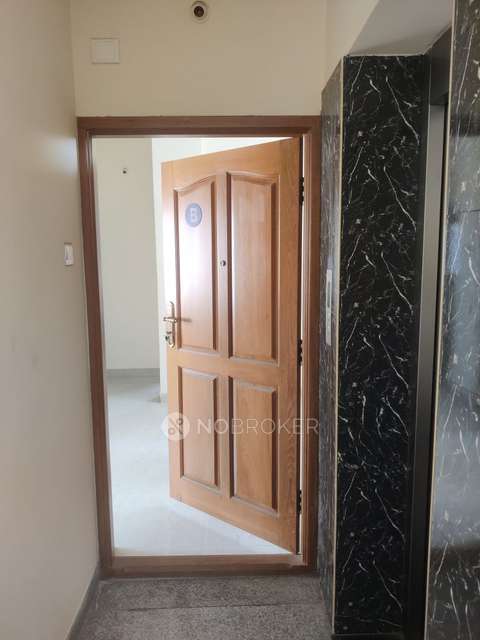 2 BHK Flat In Ellis Court For Sale  In Mount Road