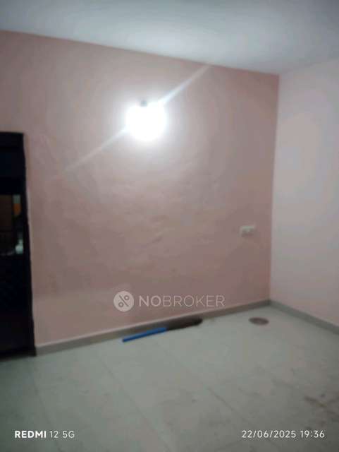 1 BHK House for Rent  In  Vrindavan Park Rd
