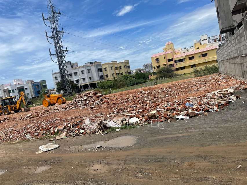 Godown/Warehouse in Perumbakkam, Chennai for Rent 