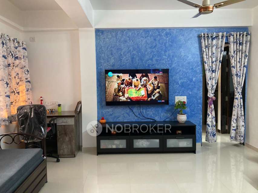 1 BHK Flat In Reputed Monbijou Chs For Sale  In Sector 17