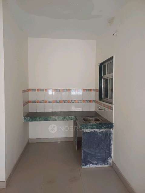 1 BHK Flat In Sra Bildding - 1, Near Sundrabai Ganpat Hospital, Kelewadi,  Kothrud, Pune.  For Sale  In Kelewadi, Kothrud