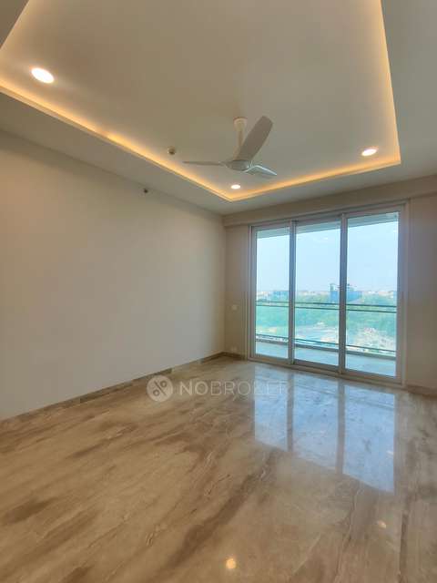 3 BHK Flat In Ambience Creacions For Sale  In Sector 22 A