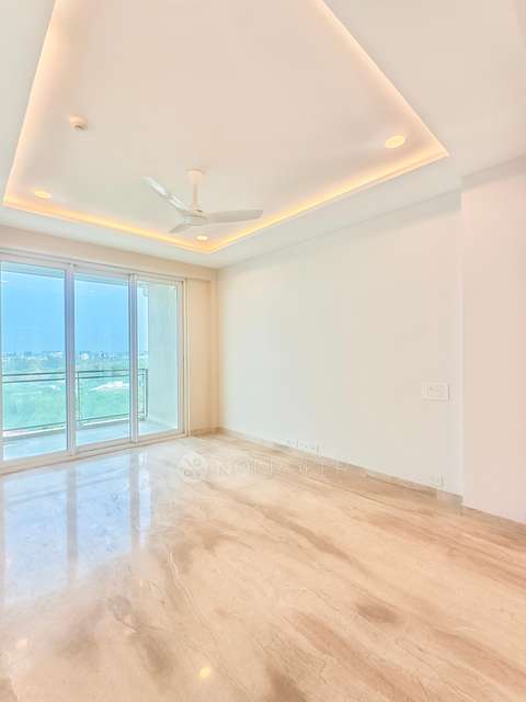 3 BHK Flat In Ambience Creacions For Sale  In Sector 22 A