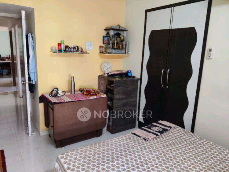 2 BHK Flat In Swarn Hans Co-op Hsg, Sriprashta Complex, Nalasopara West For Sale  In Swaran Hans Tower Cooperative Housing Society