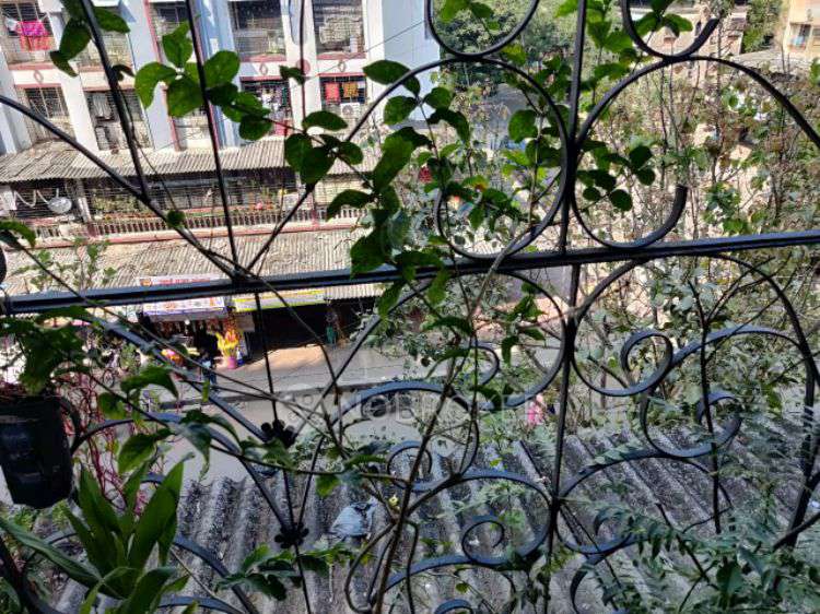 2 BHK Flat In Swarn Hans Co-op Hsg, Sriprashta Complex, Nalasopara West For Sale  In Swaran Hans Tower Cooperative Housing Society