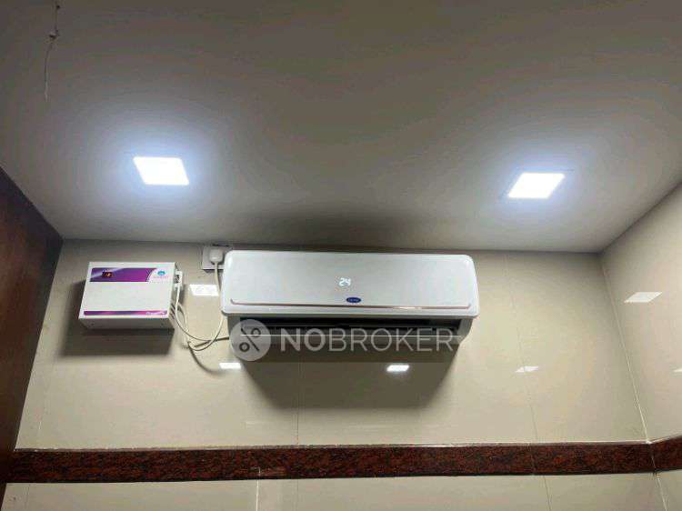 Shop in Pallikaranai, Chennai for sale 