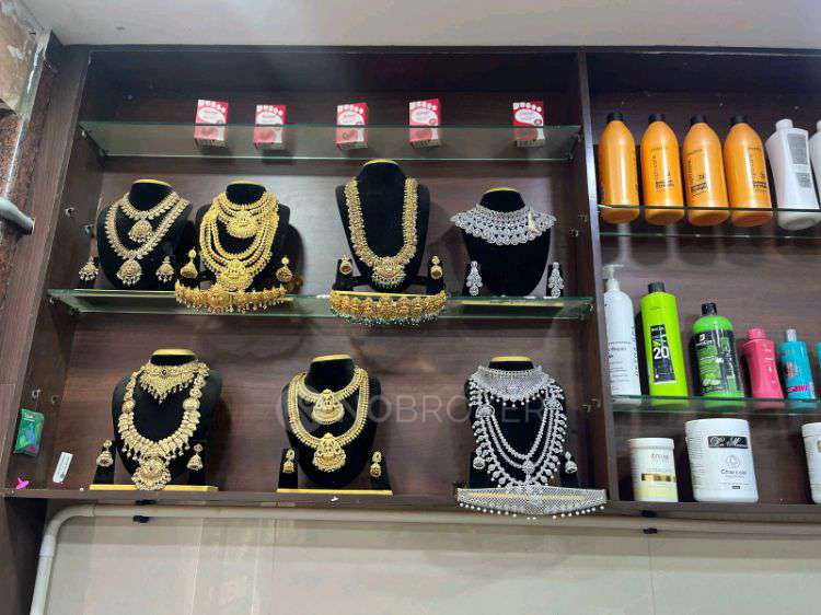 Shop in Pallikaranai, Chennai for sale 