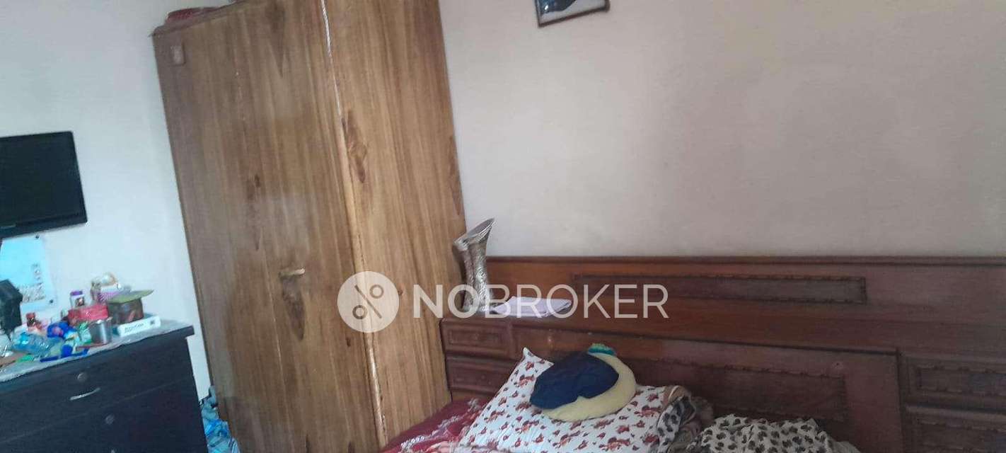 2 BHK Flat In Standalone Builing  For Sale  In Old Rajinder Nagar