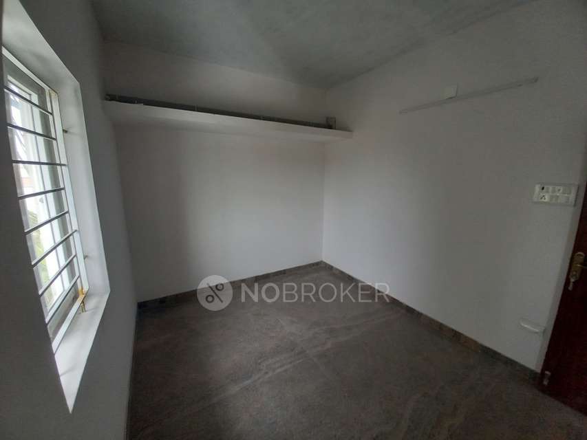 2 BHK Flat In Malar Apartments For Sale  In Saligramam