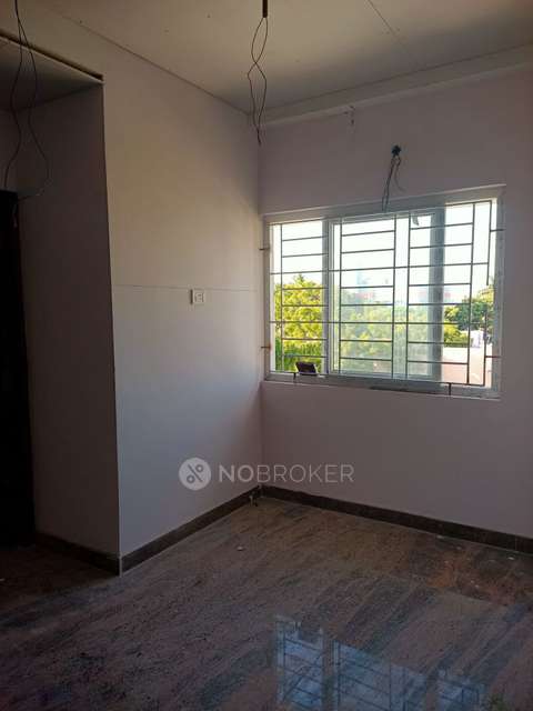 2 BHK Flat In Malar Apartments For Sale  In Saligramam