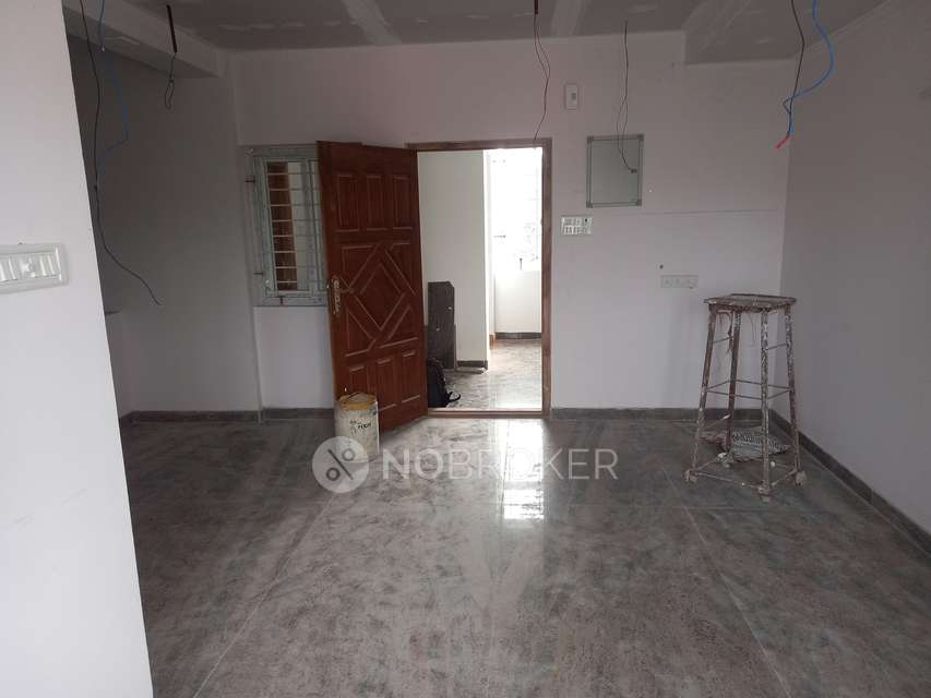 2 BHK Flat In Malar Apartments For Sale  In Saligramam